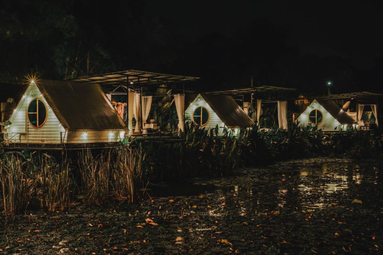 Nang Non Camping Ville นางนอนแค้มป์ปิ้งวิลล์ Mae Sai Exteriör bild