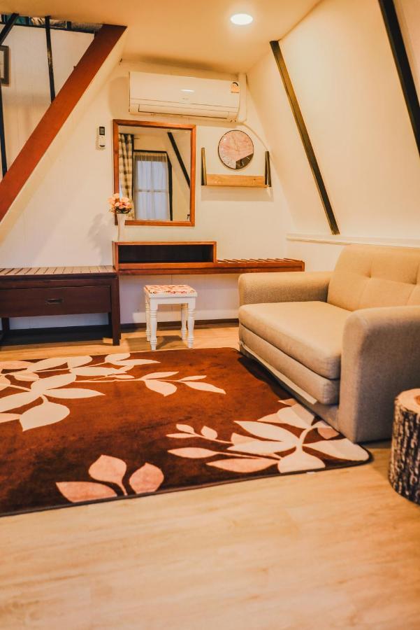 Nang Non Camping Ville นางนอนแค้มป์ปิ้งวิลล์ Mae Sai Exteriör bild