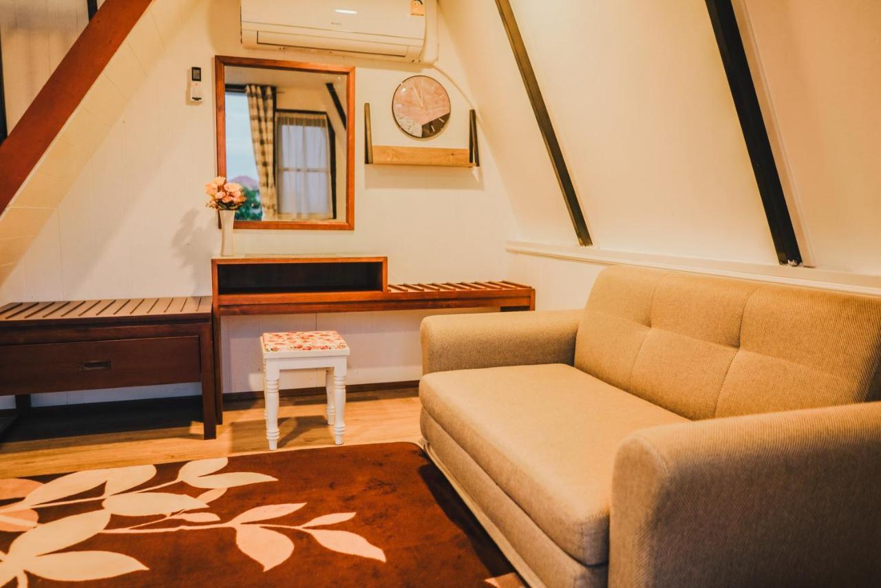 Nang Non Camping Ville นางนอนแค้มป์ปิ้งวิลล์ Mae Sai Exteriör bild