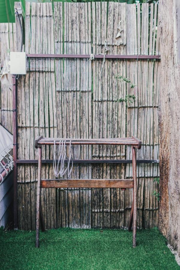 Nang Non Camping Ville นางนอนแค้มป์ปิ้งวิลล์ Mae Sai Exteriör bild